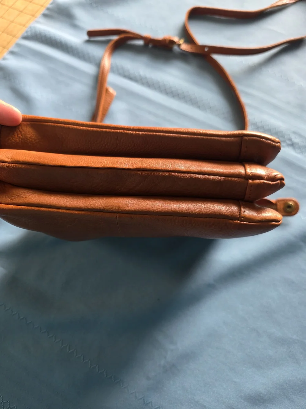 Oak & Tan Genuine Leather Crossbody Bag - Cognac Brown